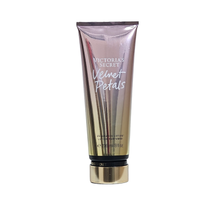 Лосион за тяло, парфюмен  Victoria`s Secret Velvet Petals,  236 мл